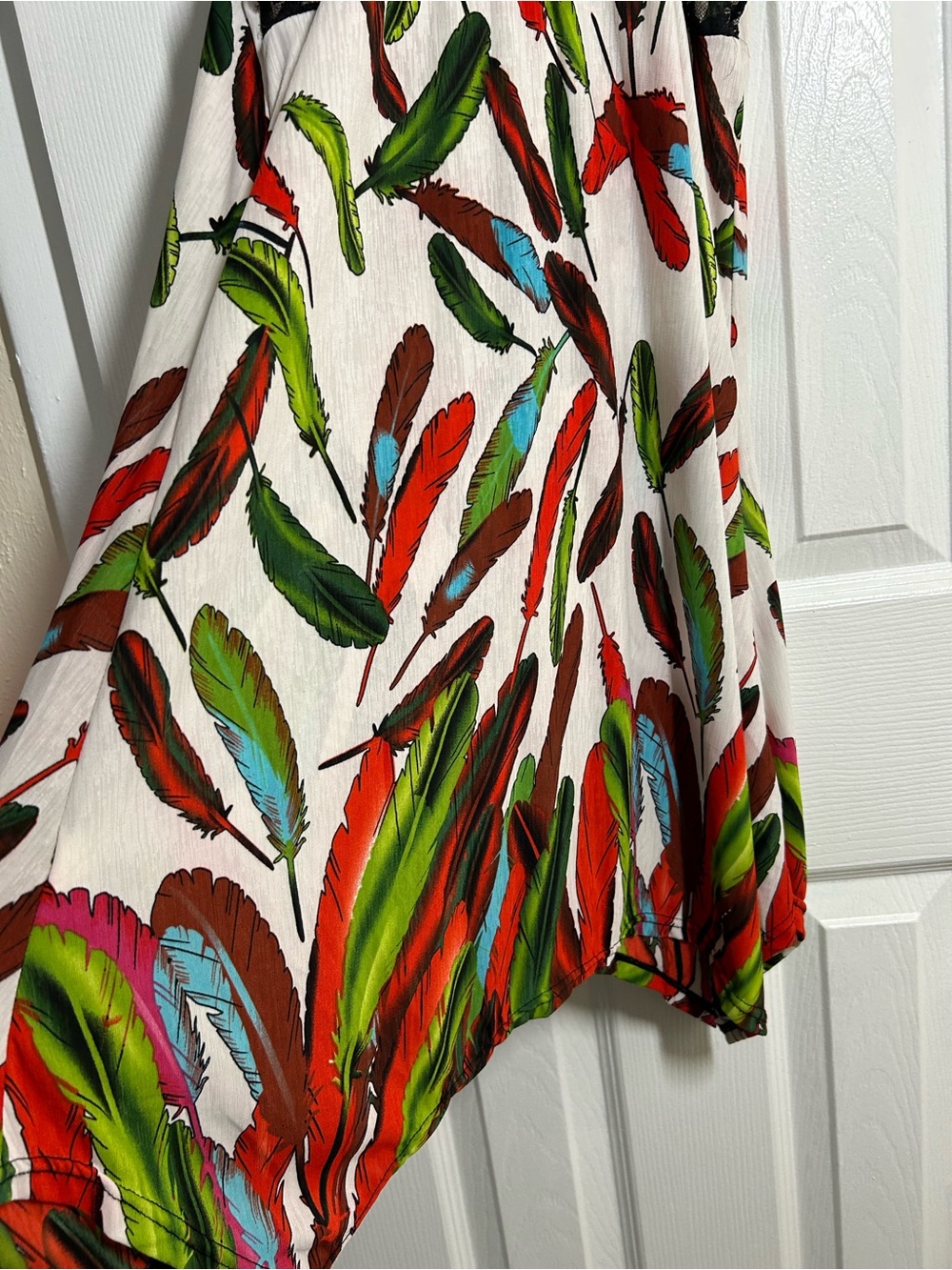 Julia Feather Print Lace Back Handkerchief Hem Tunic Dress Silk Blend 
Size S/M - Picture 12 of 13